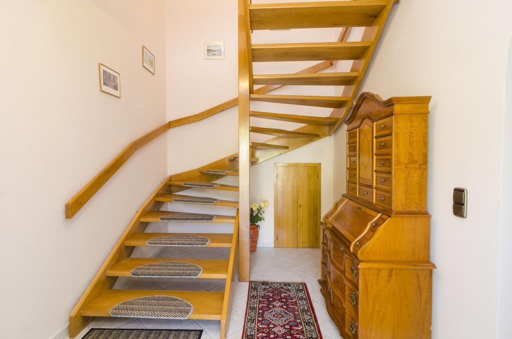 Apartment Nadine Okuklje Ngoại thất bức ảnh